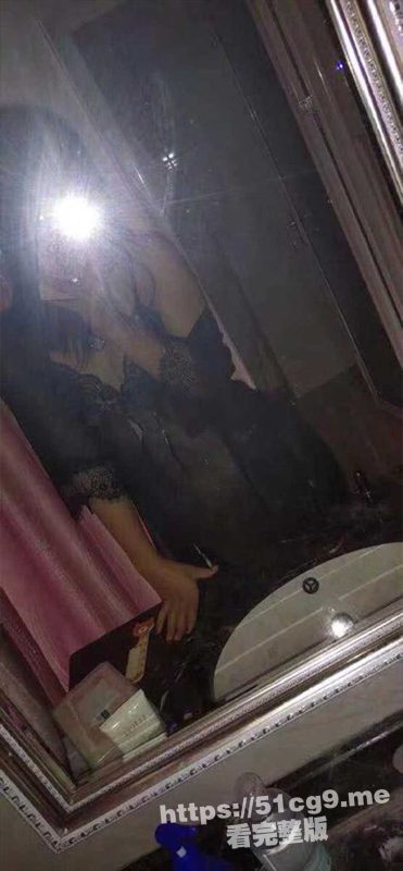 套路人气网红主播从良主播 cici 反差视频流出 SM超级御姐女王超级淫荡！-51吃瓜网