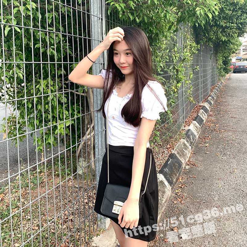 清纯女大学生想出名 就在网上找了一个演员的工作 通过网络面试的裸体三围身材测试的录屏全部流出-51吃瓜网