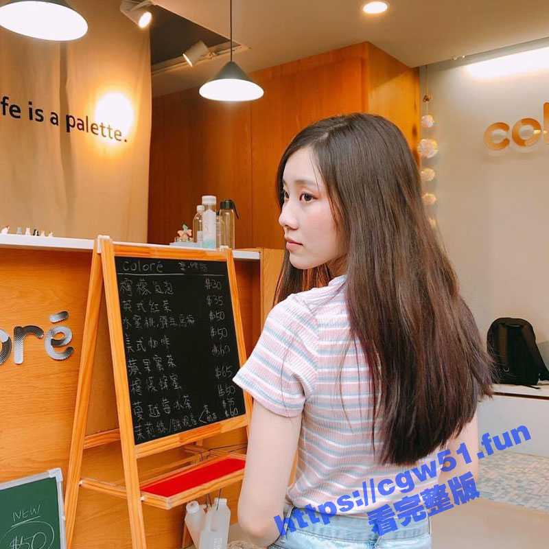 长相甜美的武汉大三学姐 丁姗姗 性爱视频流出 握住男友的鸡巴尽情地舔遍每一寸肌肤 表情陶醉 口技非凡-51吃瓜网