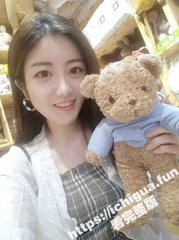 济南小学教师 李雪梨  为人师婊 背着老公出轨约炮 不雅视频被流出 这反差老师 穿着各种情趣内衣被操！-51吃瓜网