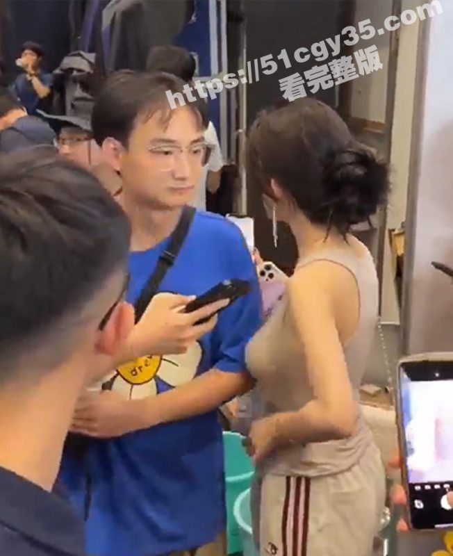 车展肘击大师袭胸事件再次升级！当事人被迅速控制并要求道歉 引发全网热议！-51吃瓜网