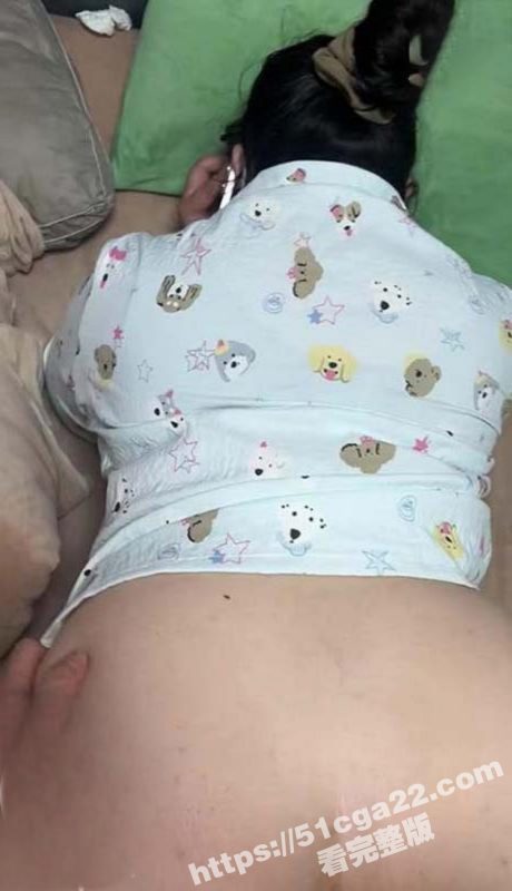 乱伦大神 我的巨乳亲表姐 正与骚姐激情交合 突然接到姐夫电话 刺激到浓精内射！-51吃瓜网