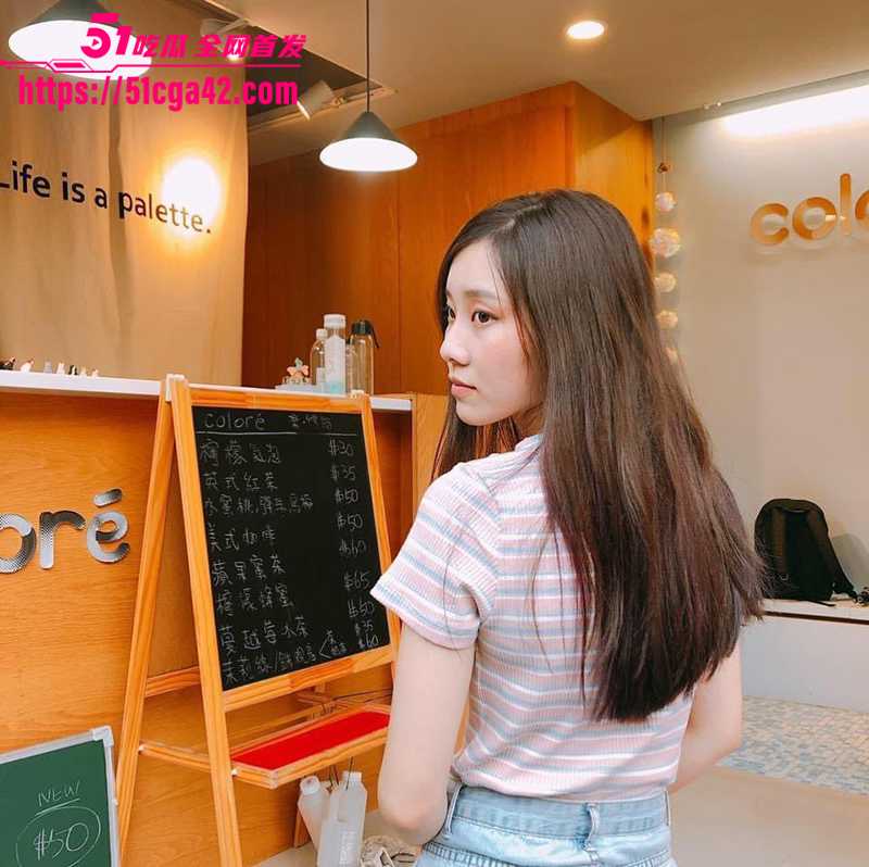 瓜友重磅投稿 自己包养的母狗口交内射 巨乳妹子直接被干到瘫软！-51吃瓜网