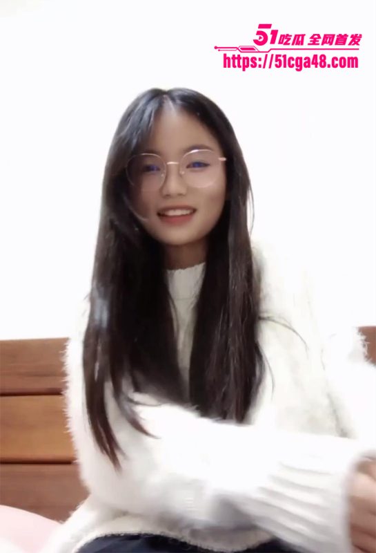 萝莉网黄 困困兔 最新直播合集 长相甜美如邻家女孩 露脸表演假屌自慰 小穴流浆反差无比！-51吃瓜网