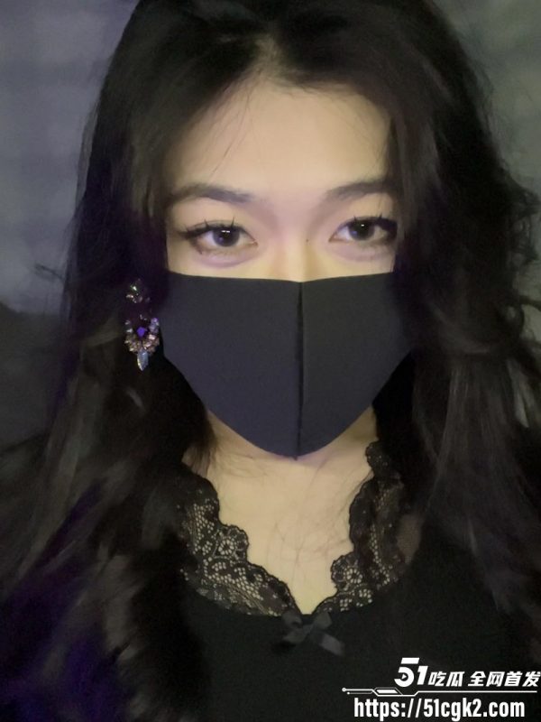 擦边主播 居居睡不醒 限定付费视频 阿黑颜模拟口交 骚浪呻吟淫靡不堪！-51吃瓜网