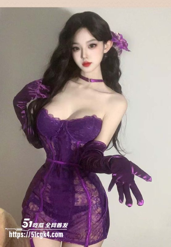 51原创绿母少年阿宾-骚妈穿着厚黑带假鸡巴暴露被人发现不敢动了 做爱让遛狗大姨看见了 这一天真是刺激-51吃瓜网