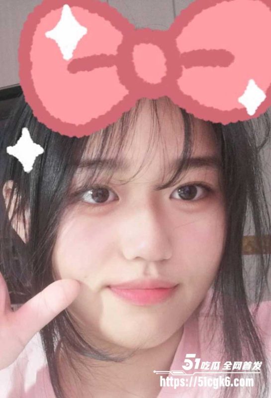 山东济南在校女大学生 刘奕桐 不雅视频流出 玩裸聊拿假屌狂插嫩穴 低声呻吟淫水狂流！-51吃瓜网