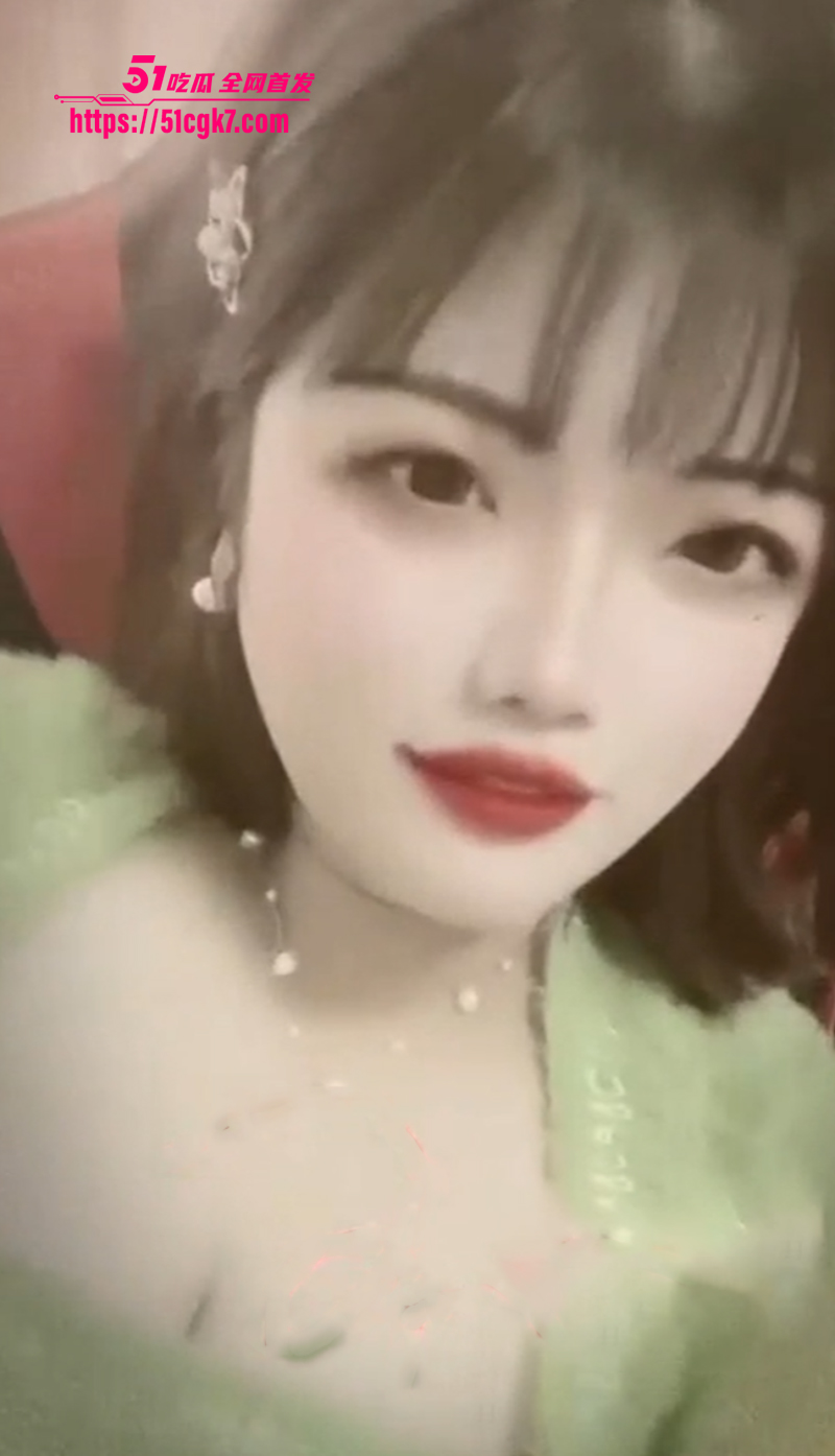 快手女网红 分手会哭很久 巨乳肥臀陪聊师 被粉丝爆操调教 私密视频曝光! - 51吃瓜网-51吃瓜网