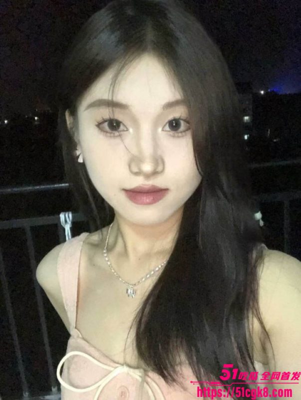 极品大学生 王艳丽 私生活大曝光 粉嫩学妹带肛塞被后入猛干 呻吟娇喘连绵不断！-51吃瓜网