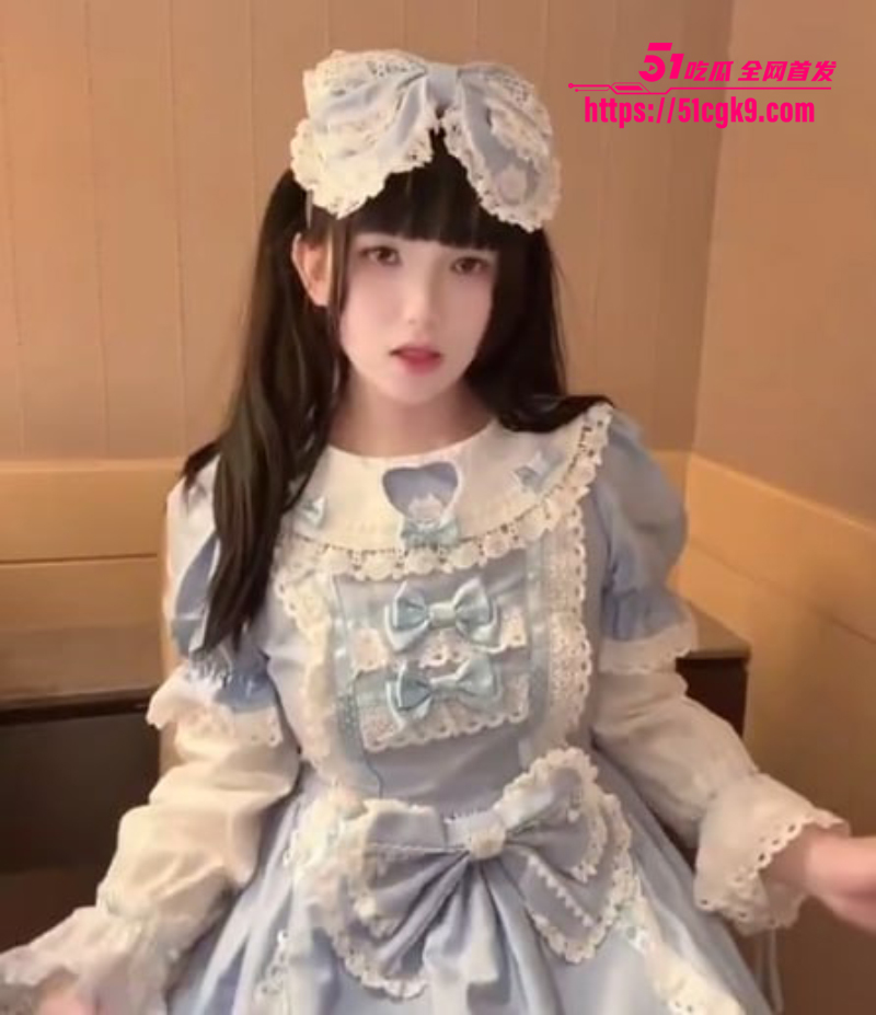 推特精盆小母狗 无敌小亦大 大尺度私拍会员付费福利视频 酒店lo裙自扣反差婊黑料流出! - 51吃瓜网-51吃瓜网