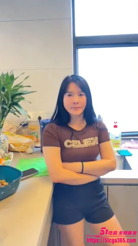 绿帽子故事会曝光水性杨花出轨女 婚内搞光头又包养男模 挥金如土夜夜笙歌！-51吃瓜网