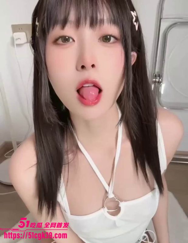 极品福利姬 布丁大法 清纯邻家妹妹福利写真流出 翘臀玉足让人爱不释手 肥美鲍鱼上演极限诱惑！-51吃瓜网