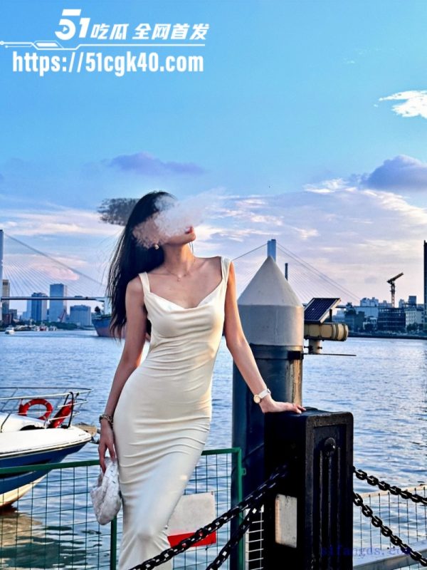 极品福利姬 我是一只羊 大尺度视图合集 大奶九头身尤物 被大屌无情抽插 极致高潮！-51吃瓜网