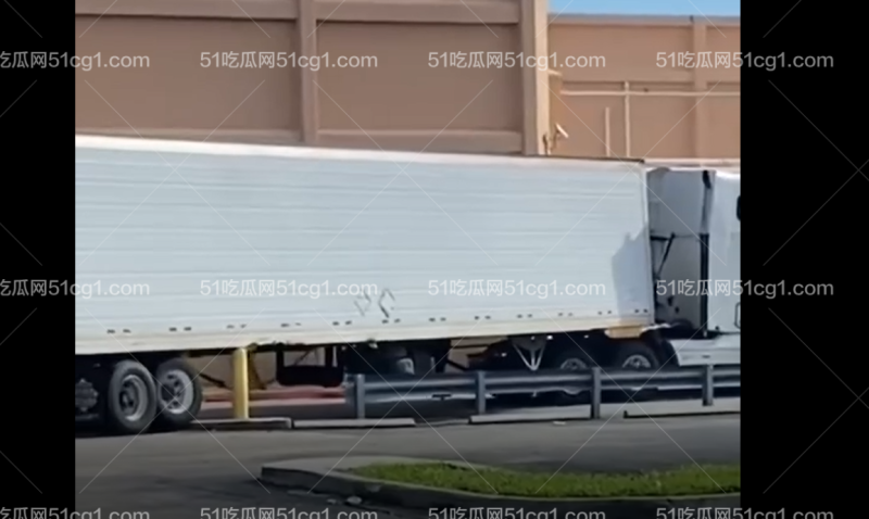 歪果 货车师傅 脾气特别倔 拉断了 “后桥”-51吃瓜网