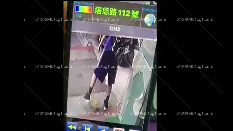 拉屎 憋不住了拉一裤子-51吃瓜网