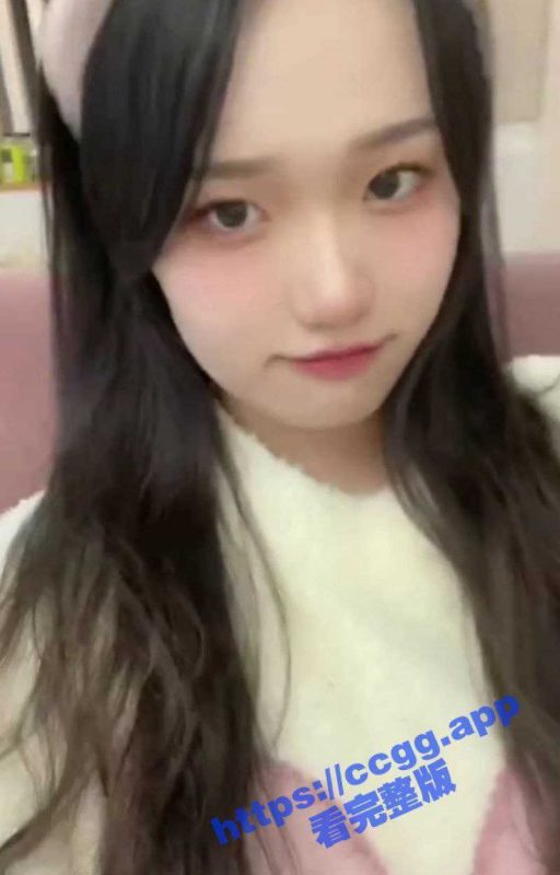 极品身材漂亮拜金大学生美眉 被金主包养 找朋友一起大玩3P 多种情趣上下开攻内射反差婊！-51吃瓜网