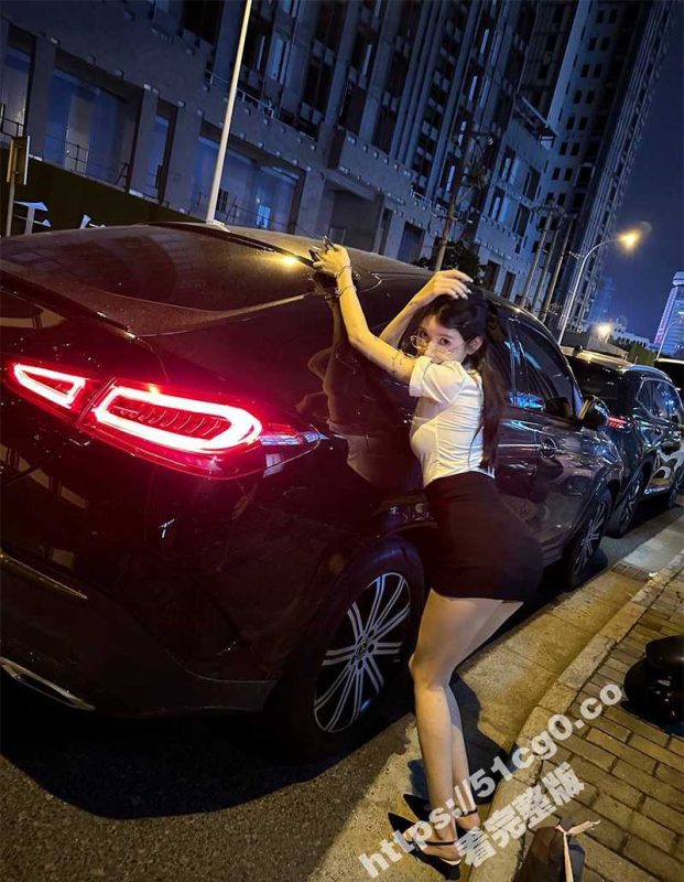 高颜模特身材气质网红女神 总在你背后TK 露脸淫乱私拍大合集-51吃瓜网