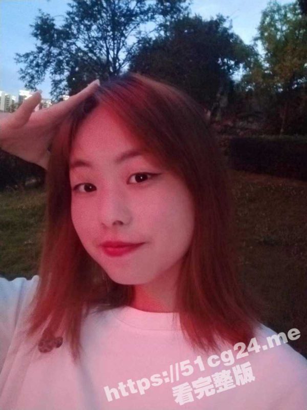 独家曝光！贵阳室内设计女学徒 张薇 出轨偷腥 脸上充满骚气 日常居家自慰 与摄影师爆操！-51吃瓜网