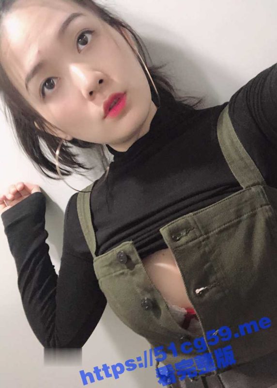 好白菜都让猪拱了！天然极品巨乳嫩妹跟男友做爱视频流出 这男的这么丑都有逼操 凭什么？-51吃瓜网