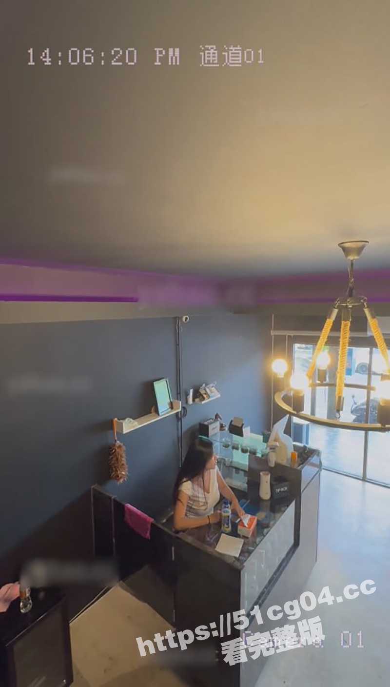 抖音网红李雅最新剧情演绎 监控偷拍 前台收银李雅下午和老板在柜台啪啪啪 奶子甩的乱飞！ - 51吃瓜网-51吃瓜网