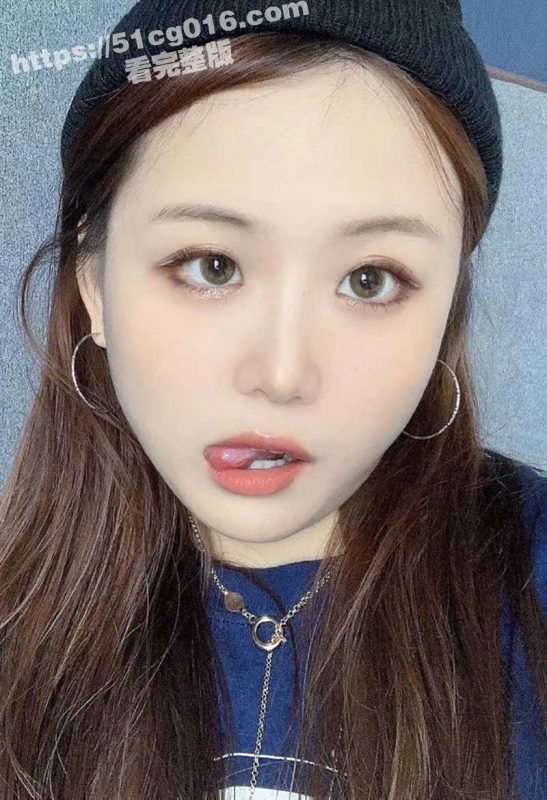 天津传媒学院反差清纯校花 周瑄仪 在家揉奶扣逼自拍！屌丝眼中的女神 在有钱人的面前就是一条母狗！-51吃瓜网