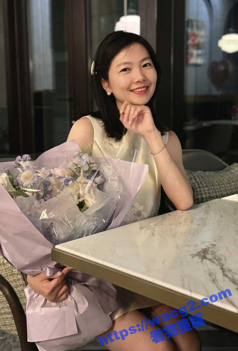 小区业主群约炮白领少妇 长腿高颜值少妇 各种情趣内衣做爱 要的就是偷情的感觉！ - 51吃瓜网-51吃瓜网