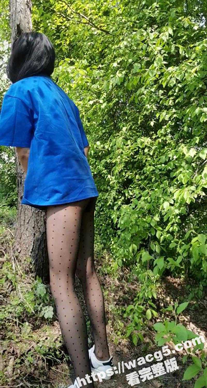 野外乱伦性感岳母 50多岁的丈母娘 穿黑丝和我爬山 鸡巴早就饥渴难耐 找个小树林后入疯狂抽插 - 51吃瓜网-51吃瓜网