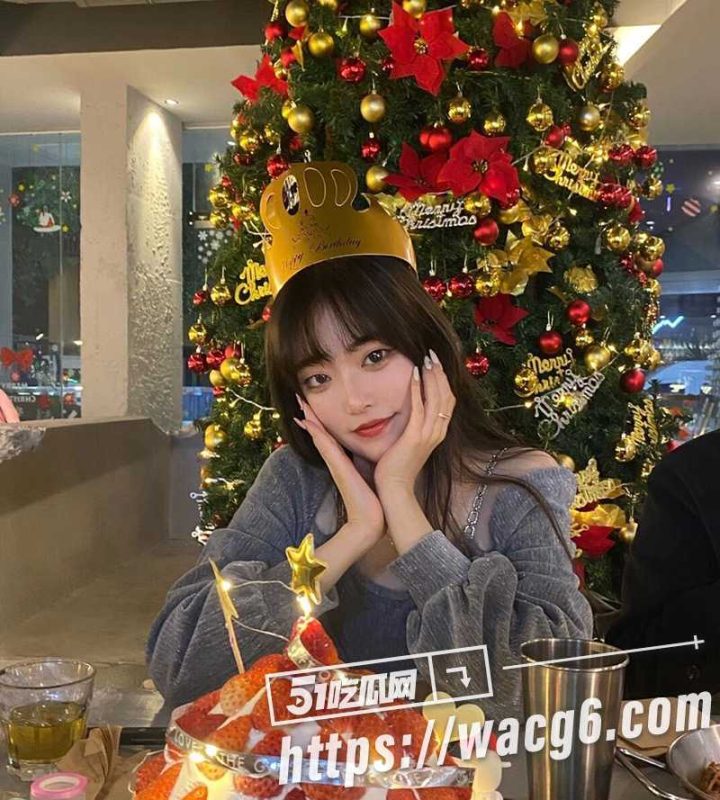 情侣自拍 清纯少女周末身穿女仆装  宾馆开房服侍男友 惨遭渣男曝光！-51吃瓜网