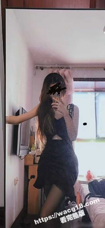 抖音某网红博主与男友分手后 各种自慰做爱视频被曝光!超高颜值搭配马甲线身材 是我心中女神的样子!-51吃瓜网