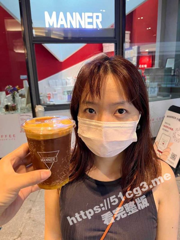 同居半年都没发现女友还有个异地男友！浙江瑞安反差母狗杨颖脚踏两只船 现任男友分手后曝光高清露脸性爱视频-51吃瓜网